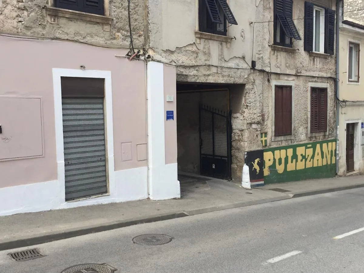 Center Apartment Tina Pula