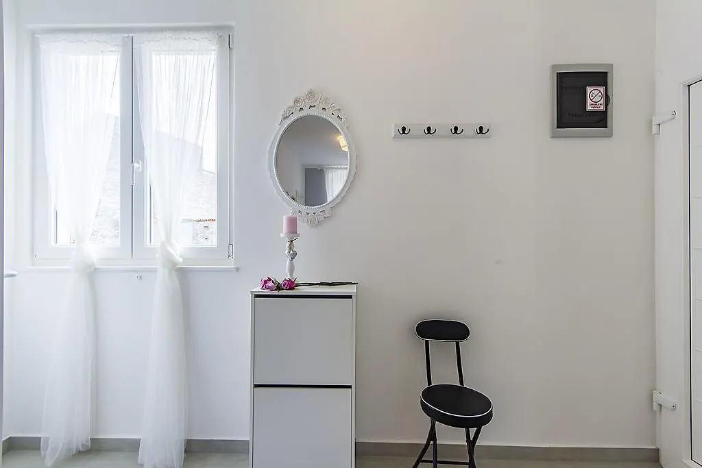 Center Apartment Tina Pula